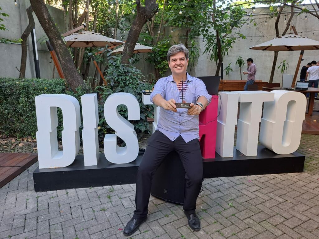 Distrito Awards: Dialog, startup líder em Comunicação Interna, conquista o 1º lugar em HRTech